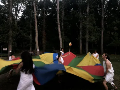 LAYOS CAMP GREDOS - CAMPAMENTO DE VERANO