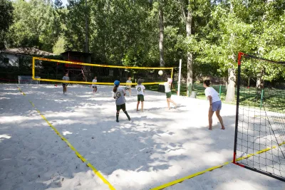 LAYOS CAMP GREDOS - CAMPAMENTO DE VERANO